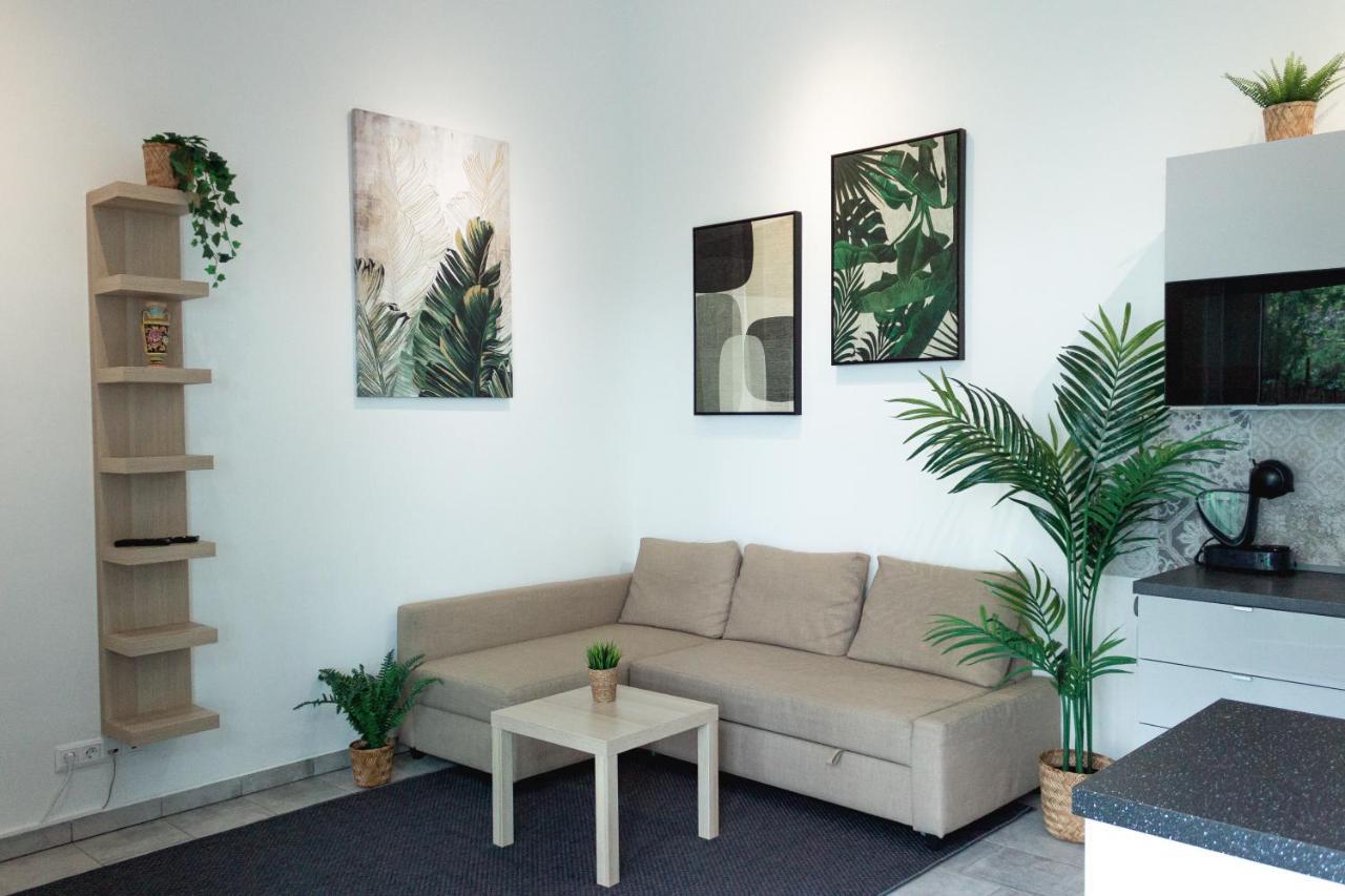S18 "Garden In The City" Apartment Budapeste Exterior foto