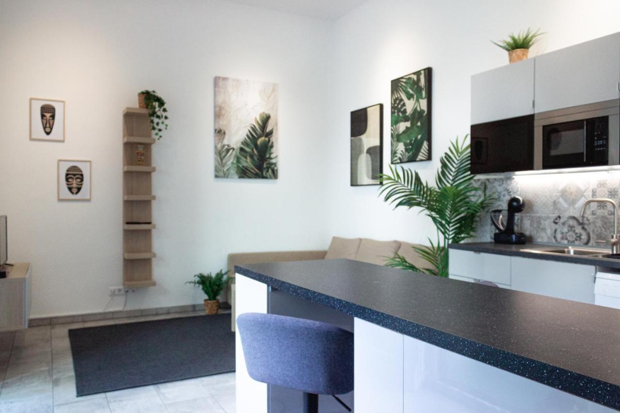 S18 "Garden In The City" Apartment Budapeste Exterior foto