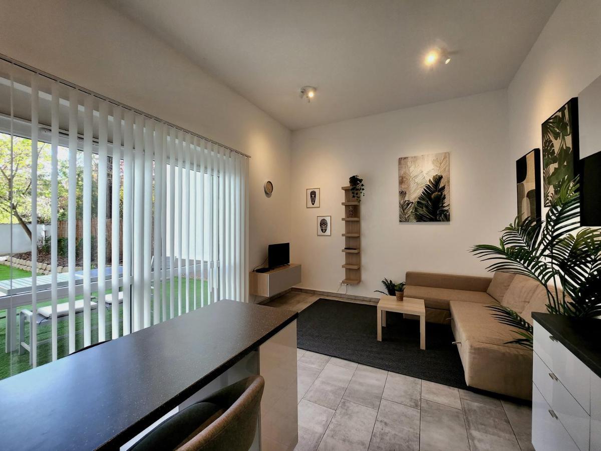 S18 "Garden In The City" Apartment Budapeste Exterior foto