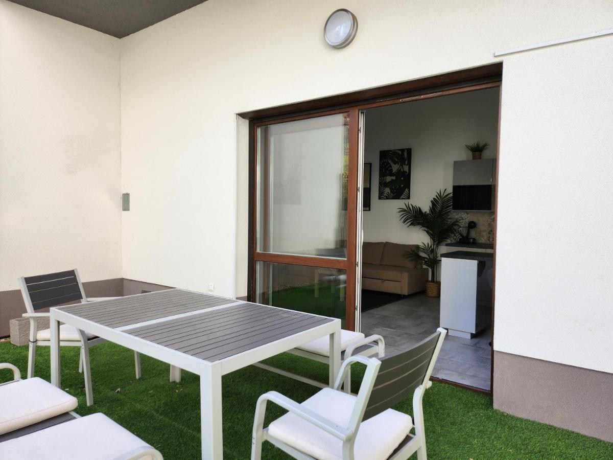 S18 "Garden In The City" Apartment Budapeste Exterior foto
