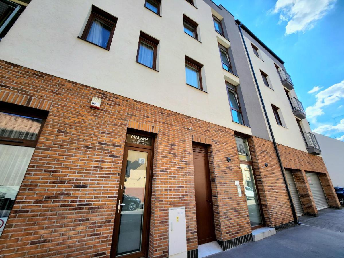 S18 "Garden In The City" Apartment Budapeste Exterior foto